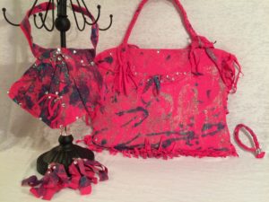  New! Hot Trio Pink T. Shirt Stone  Glow in the Dark Purse, W/Necklace, and Earrings +Bonus Bracelet $150.99